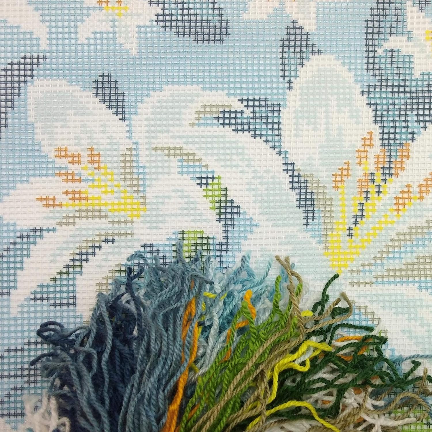 Cornerstone White Lilies Floral Needlepoint Kit for Adults and Beginners, 16 × 16 Inch – Image 3